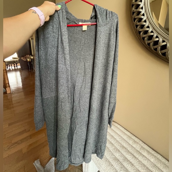 Long Hooded Cardigan - Picture 2 of 3